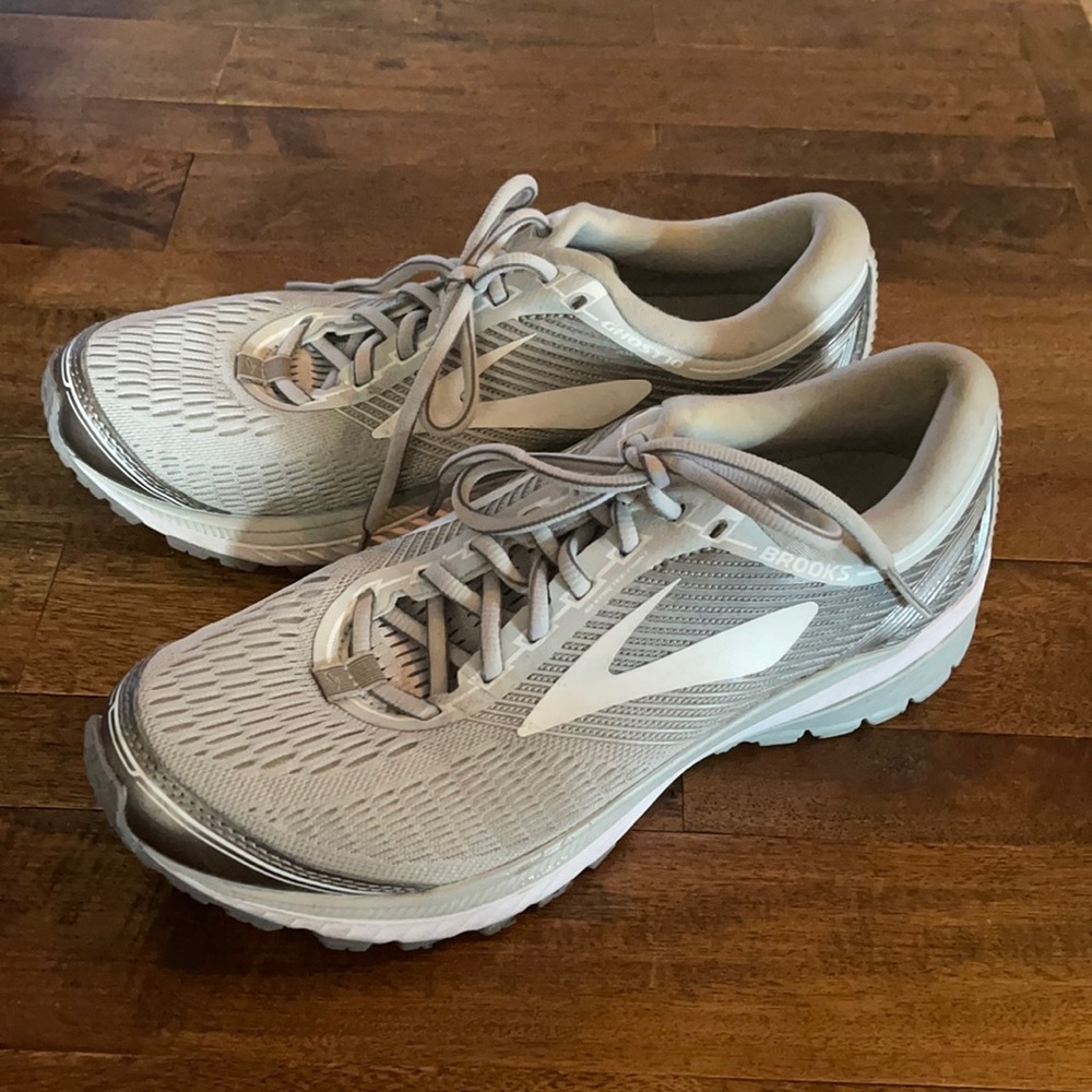 Brooks Ghost 10 Running Shoes